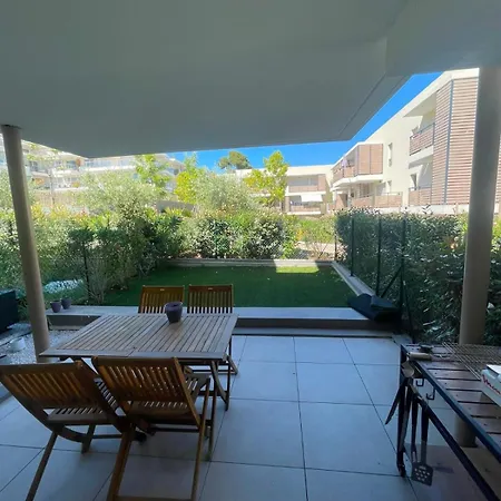 Cozy Studio, Pool And * فينوف لوبيه